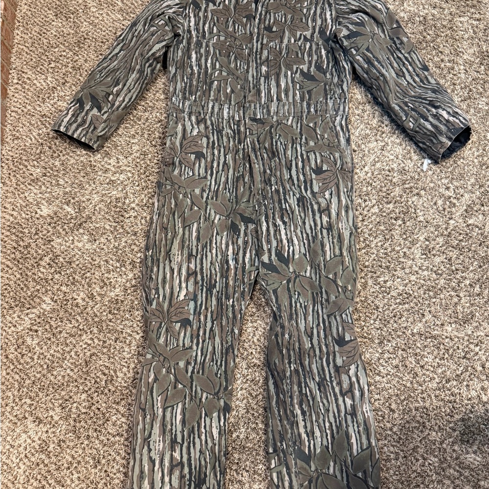 Vintage Walls Blizzard-Pruf Realtree Spartan Camo Jumpsuit